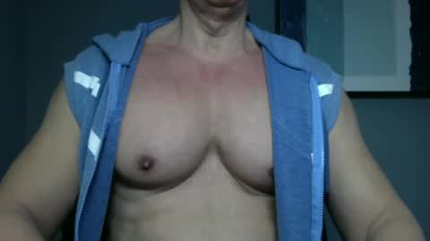 BGDKMUSCLEGUY - SELECTED BY CHATURBATE AS A TOP BROADCASTER FOR 2023 online show from 01/20/25, 06:43