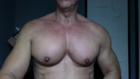 BGDKMUSCLEGUY - SELECTED BY CHATURBATE AS A TOP BROADCASTER FOR 2023 online show from 12/17/25, 03:45