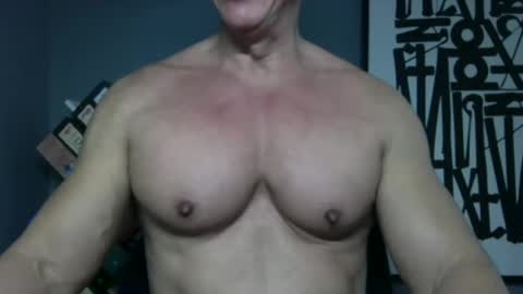 BGDKMUSCLEGUY - SELECTED BY CHATURBATE AS A TOP BROADCASTER FOR 2023 online show from 04/24/26, 06:43