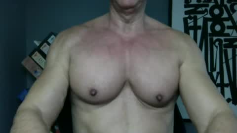 BGDKMUSCLEGUY - SELECTED BY CHATURBATE AS A TOP BROADCASTER FOR 2023 online show from 06/17/26, 01:41