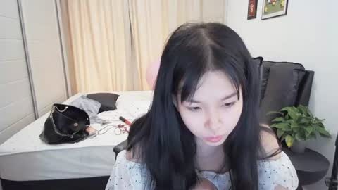 bhwuyulian online show from 06/27/26, 05:12