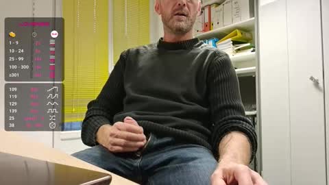 Snapshot of bi_french69 chatting on 11/04/25, 04:39 My name is David and if you like public exhibitions you wont be disappointed with me LoL - My favorite vibes is 44 online show from 11/04/25, 04:39