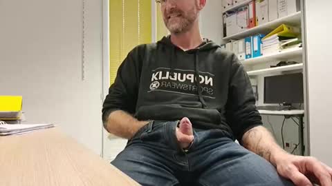 Snapshot of bi_french69 chatting on 11/12/25, 04:07 My name is David and if you like public exhibitions you wont be disappointed with me LoL - My favorite vibes is 44 online show from 11/12/25, 04:07