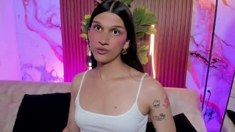 bianca_baldwin01 online show from 05/08/26, 10:37