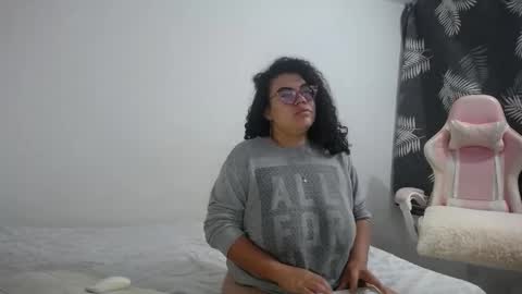 Bianca Tuesday to Sunday from 2am to 6am UTC-5 online show from 10/24/25, 09:28