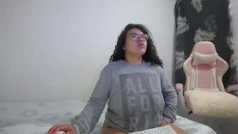 Bianca Tuesday to Sunday from 2am to 6am UTC-5 online show from 10/29/25, 09:22