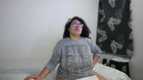 Bianca Tuesday to Sunday from 2am to 6am UTC-5 online show from 05/23/26, 09:13