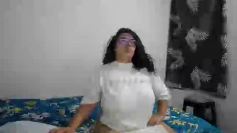 Bianca Tuesday to Sunday from 2am to 6am UTC-5 online show from 06/12/26, 09:19