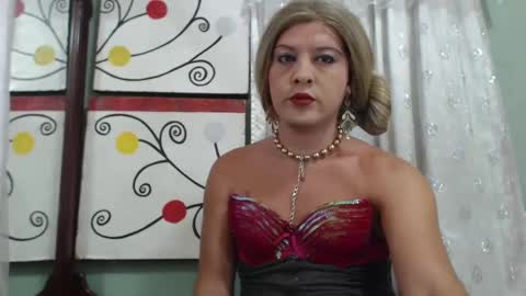 Bianca Vega online show from 10/06/25, 05:10