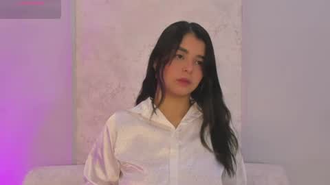 Snapshot of bianca_vega_ chatting on 06/24/26, 11:20 bianca_vega_ online show from 06/24/26, 11:20