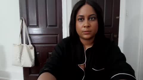 Snapshot of biancadoesitright chatting on 05/26/26, 12:06 biancadoesitright online show from 05/26/26, 12:06