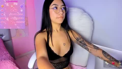 Snapshot of biancapearl__ chatting on 02/27/25, 02:32 Bianca online show from 02/27/25, 02:32
