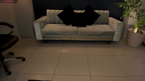 Bianca Pierce online show from 01/04/25, 10:49
