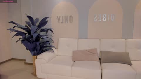Bianca Pierce online show from 01/06/25, 11:18