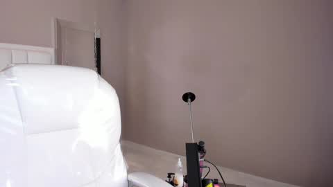 Hi Im Bianca online show from 12/18/24, 09:14
