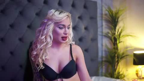  Bianka  online show from 06/22/26, 08:28