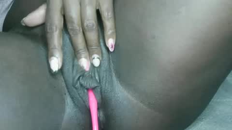 Snapshot of biass_ebony234 chatting on 07/02/26, 07:53 pretty online show from 07/02/26, 07:53