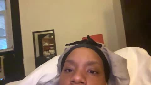 Snapshot of bibabiegirl chatting on 09/30/25, 12:54 bibabiegirl online show from 09/30/25, 12:54