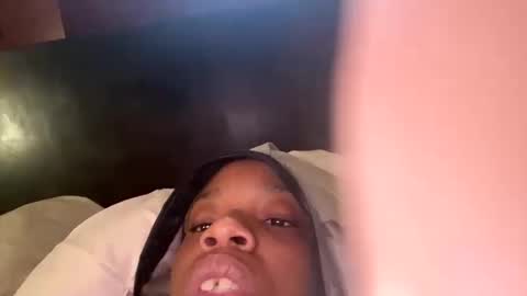 Snapshot of bibabiegirl chatting on 10/20/25, 12:38 bibabiegirl online show from 10/20/25, 12:38