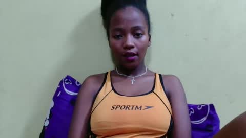 bienvenue987832 online show from 04/11/26, 07:07