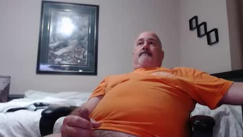 Snapshot of big6incheragain chatting on 11/09/25, 04:33 big6incheragain online show from 11/09/25, 04:33