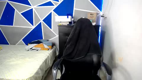 Snapshot of big_black11 chatting on 10/06/25, 05:27 big_black11 online show from 10/06/25, 05:27