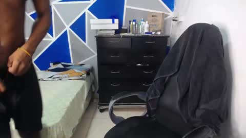 Snapshot of big_black11 chatting on 10/20/25, 11:10 big_black11 online show from 10/20/25, 11:10