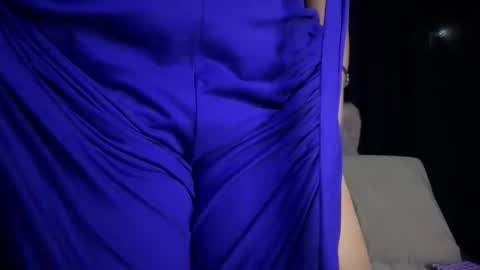 Snapshot of big_boobs_lau chatting on 10/10/25, 09:08 lau li online show from 10/10/25, 09:08