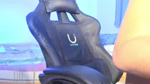 Logan Sprouse online show from 04/21/26, 02:51