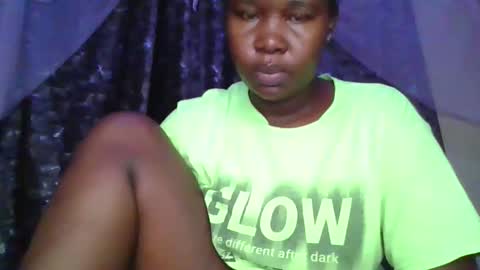 big_diva online show from 10/22/25, 03:07