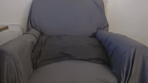 Snapshot of big_drew03 chatting on 11/19/25, 12:32 big_drew03 online show from 11/19/25, 12:32