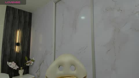 big_ladytrans online show from 09/09/25, 02:33