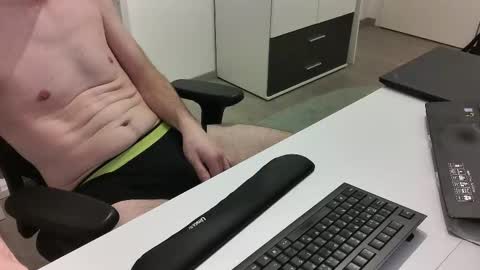 Snapshot of big_tobi_1 chatting on 01/13/26, 06:51 big_tobi_1 online show from 01/13/26, 06:51