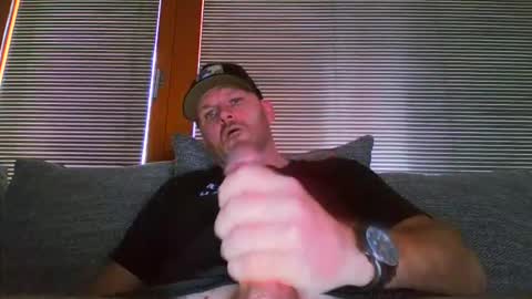 Bigapolllo online show from 10/22/25, 08:47