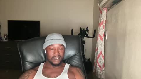 Snapshot of bigbackwoodcali chatting on 01/22/25, 11:21 bigbackwoodcali online show from 01/22/25, 11:21