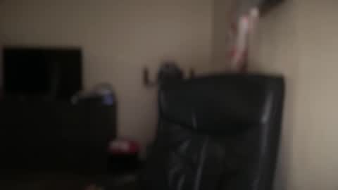 Snapshot of bigbackwoodcali chatting on 10/21/25, 11:05 bigbackwoodcali online show from 10/21/25, 11:05