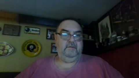 Snapshot of bigbear1971 chatting on 12/01/24, 04:29 bigbear1971 online show from 12/01/24, 04:29