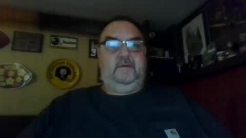 Snapshot of bigbear1971 chatting on 12/03/24, 12:38 bigbear1971 online show from 12/03/24, 12:38