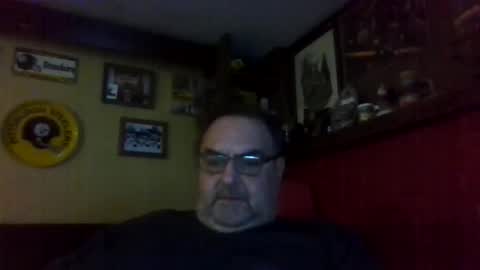 Snapshot of bigbear1971 chatting on 12/03/24, 11:24 bigbear1971 online show from 12/03/24, 11:24