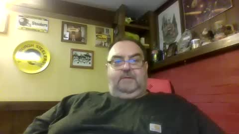 Snapshot of bigbear1971 chatting on 12/05/24, 07:27 bigbear1971 online show from 12/05/24, 07:27