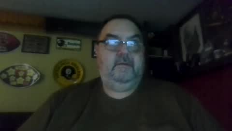Snapshot of bigbear1971 chatting on 12/08/24, 10:03 bigbear1971 online show from 12/08/24, 10:03