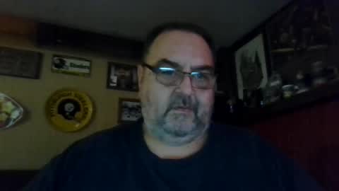 Snapshot of bigbear1971 chatting on 12/12/24, 07:59 bigbear1971 online show from 12/12/24, 07:59
