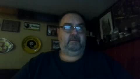 Snapshot of bigbear1971 chatting on 12/13/24, 02:21 bigbear1971 online show from 12/13/24, 02:21