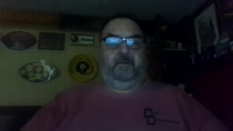 Snapshot of bigbear1971 chatting on 12/25/24, 07:57 bigbear1971 online show from 12/25/24, 07:57