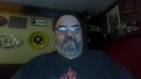 Snapshot of bigbear1971 chatting on 01/06/25, 05:30 bigbear1971 online show from 01/06/25, 05:30