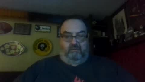 Snapshot of bigbear1971 chatting on 01/07/25, 07:17 bigbear1971 online show from 01/07/25, 07:17