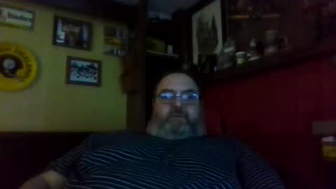 Snapshot of bigbear1971 chatting on 02/13/25, 08:45 bigbear1971 online show from 02/13/25, 08:45