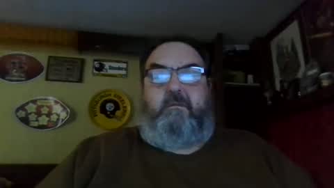 Snapshot of bigbear1971 chatting on 02/28/25, 11:45 bigbear1971 online show from 02/28/25, 11:45