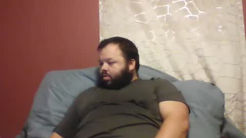 Snapshot of bigbear3287 chatting on 10/12/25, 09:19 Liam online show from 10/12/25, 09:19