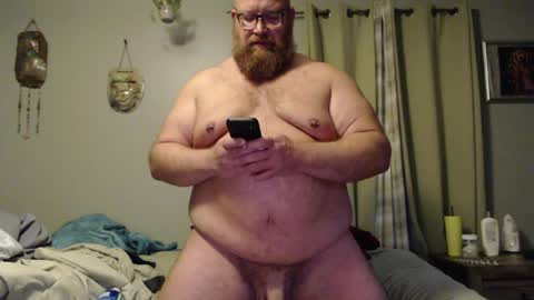Snapshot of bigbear4cuddles chatting on 04/04/26, 11:57 BigBear4Cuddles online show from 04/04/26, 11:57